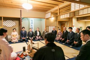 2026年日本一早い茶摘みを行いました。